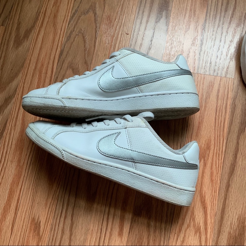 Nike White Tennis Court Shoes